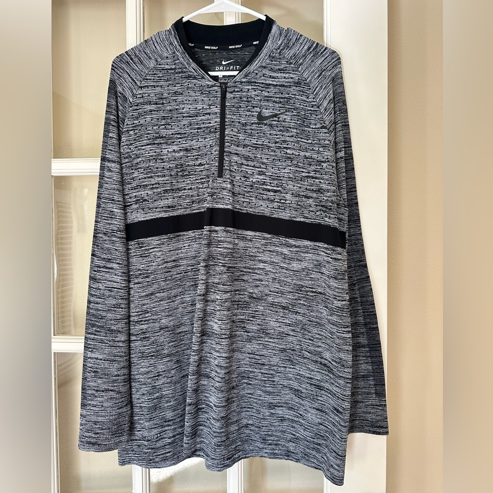 Nike long sleeve 1/4 zip pullover